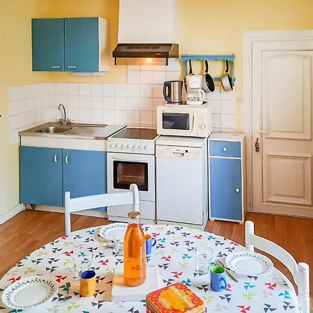 Stunning In Vilde-la-marine, Hirel Apartmán